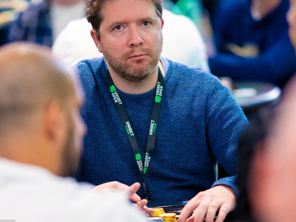 វិធីលេងកាស៊ីណូសម្របសម្រួល